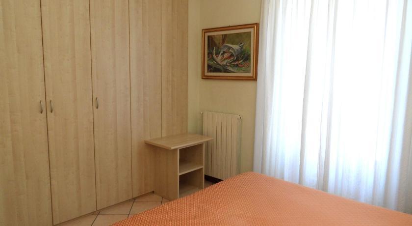 Casa Vacanze Touring Verbania Bilik gambar